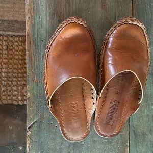 Mohinders Wonens Leather Solid Slides